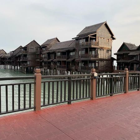 פנתאי צנאנג Langkawi Lagoon Resort Water Chalet מראה חיצוני תמונה
