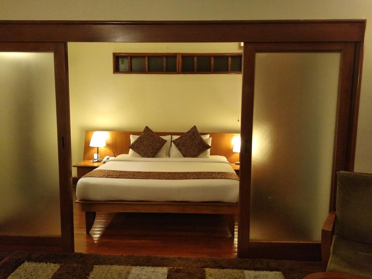 פנתאי צנאנג Langkawi Lagoon Resort Water Chalet מראה חיצוני תמונה