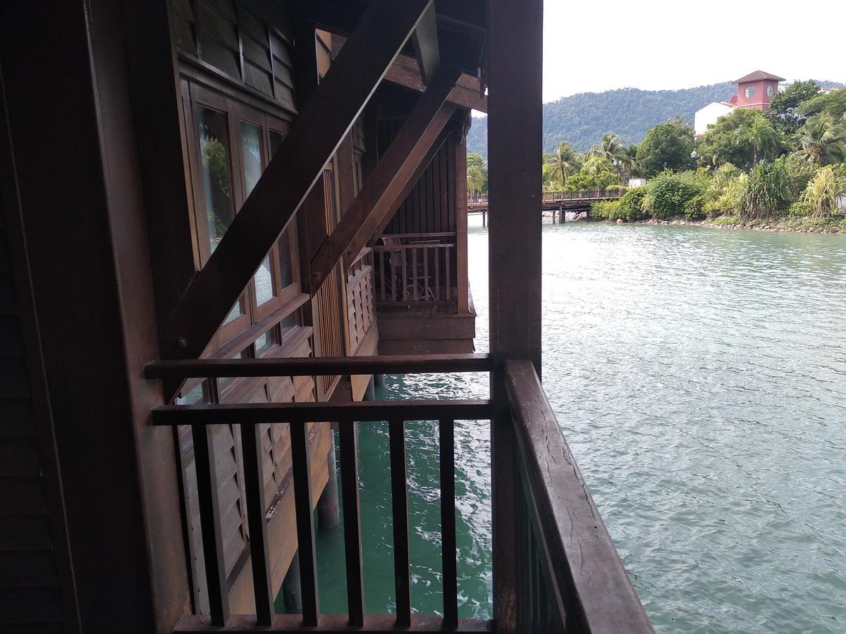 פנתאי צנאנג Langkawi Lagoon Resort Water Chalet מראה חיצוני תמונה