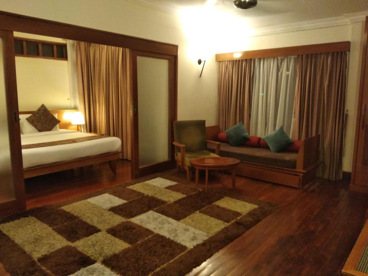 פנתאי צנאנג Langkawi Lagoon Resort Water Chalet מראה חיצוני תמונה