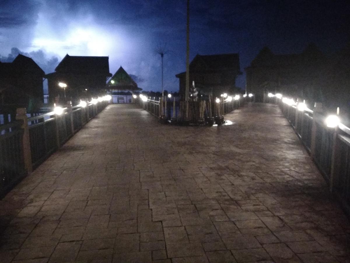 פנתאי צנאנג Langkawi Lagoon Resort Water Chalet מראה חיצוני תמונה