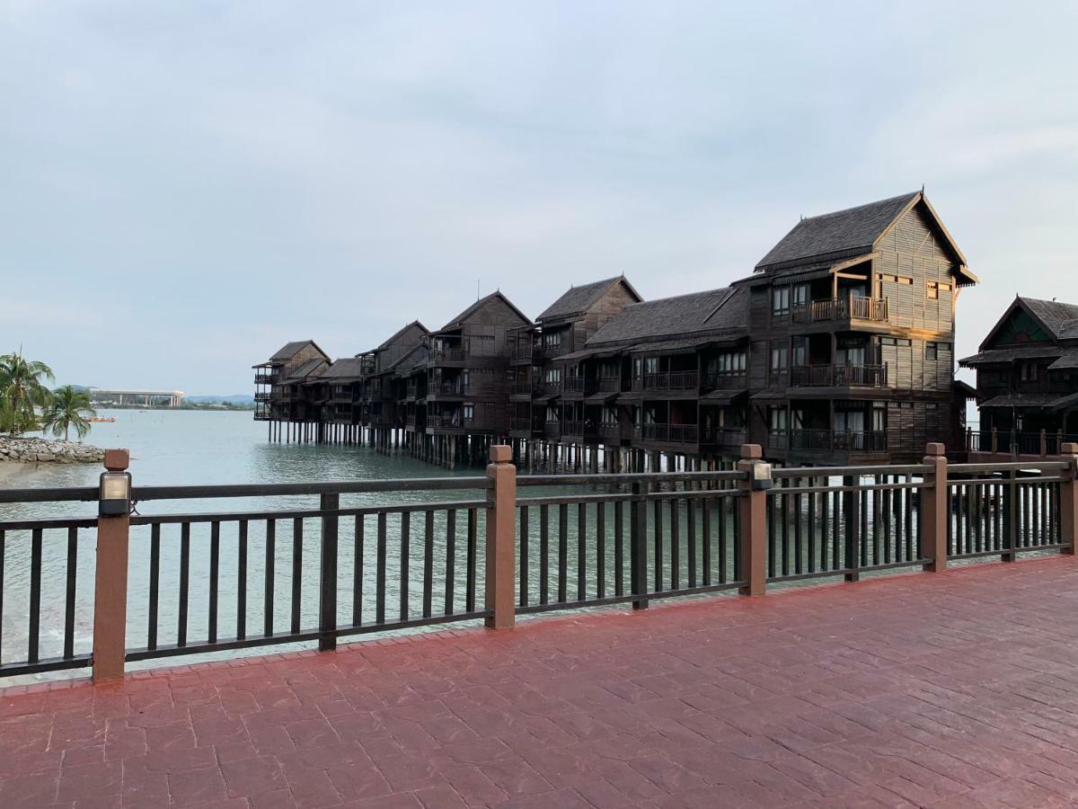 פנתאי צנאנג Langkawi Lagoon Resort Water Chalet מראה חיצוני תמונה