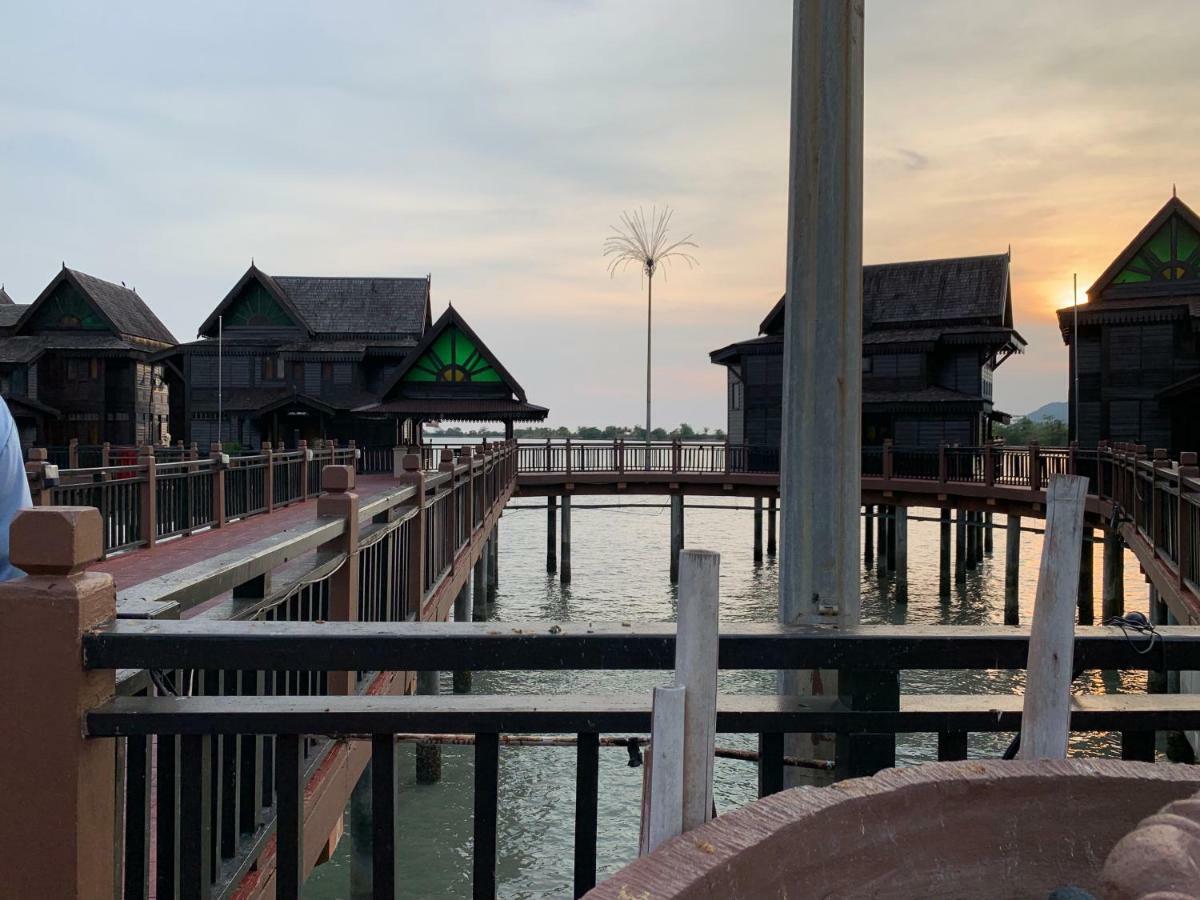 פנתאי צנאנג Langkawi Lagoon Resort Water Chalet מראה חיצוני תמונה